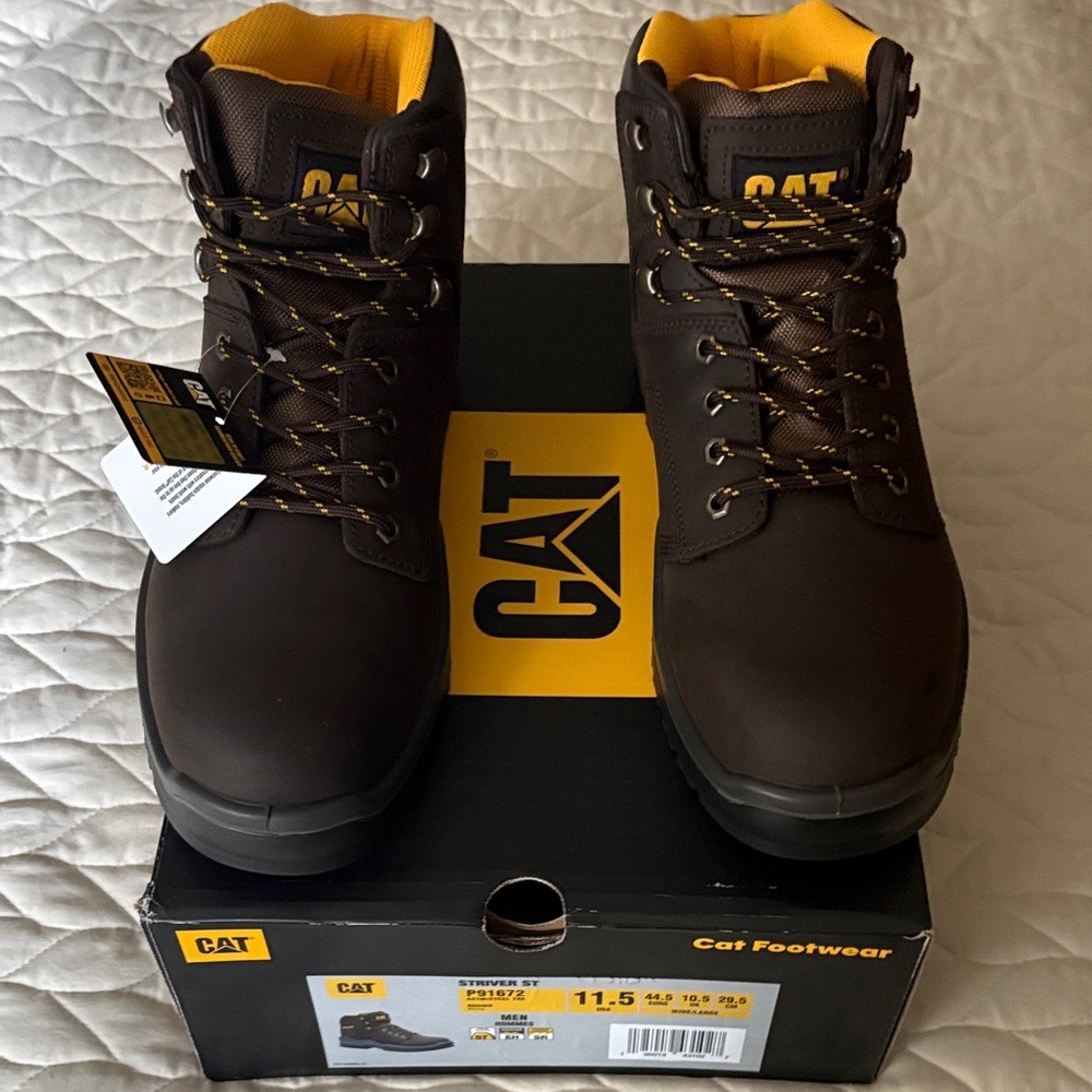 New Caterpillar Striver ST Mens Work Boot Box — Black and Yellow